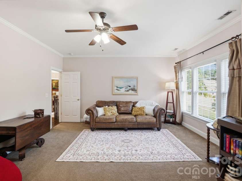 6717 Wesley Glen Drive, Waxhaw, NC 28173.  MLS# CAR4391375, YatesRealty ID 32066. 