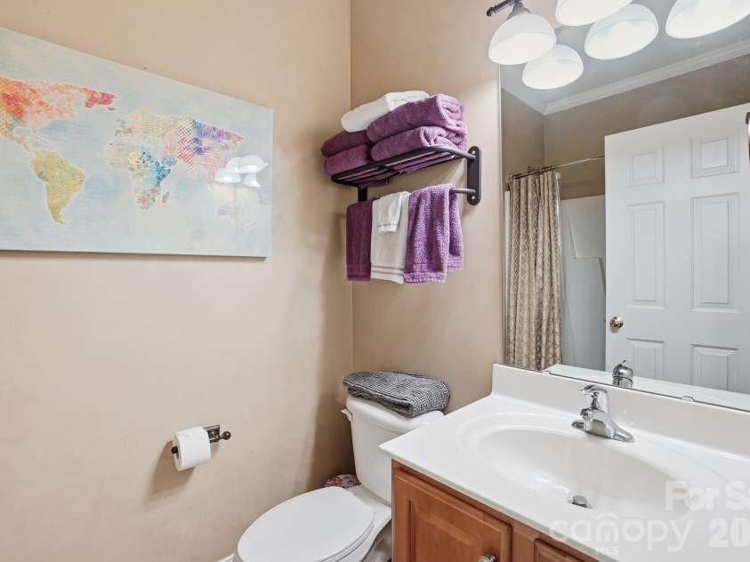 6717 Wesley Glen Drive, Waxhaw, NC 28173.  MLS# CAR4391375, YatesRealty ID 32066. 