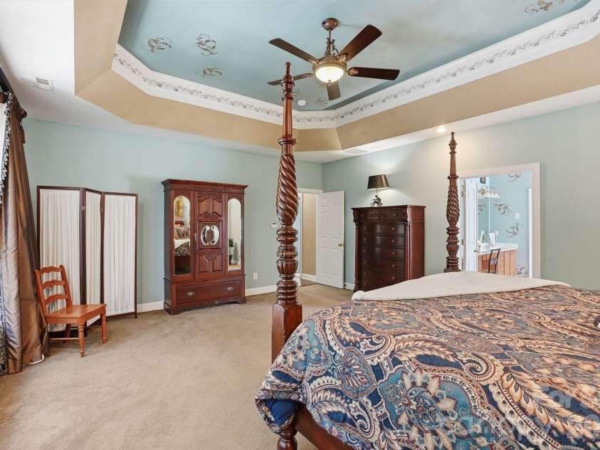 6717 Wesley Glen Drive, Waxhaw, NC 28173.  MLS# CAR4391375, YatesRealty ID 32066. 