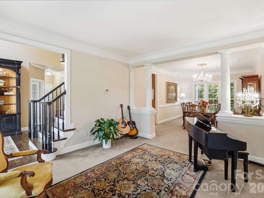 6717 Wesley Glen Drive, Waxhaw, NC 28173.  MLS# CAR4391375, YatesRealty ID 32066. 