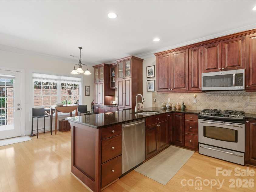 803 Talking Stick Lane, Fort Mill, SC 29708.  MLS# CAR4392130, YatesRealty ID 32069. 