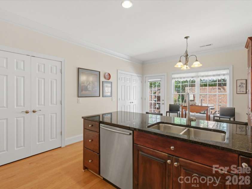 803 Talking Stick Lane, Fort Mill, SC 29708.  MLS# CAR4392130, YatesRealty ID 32069. 