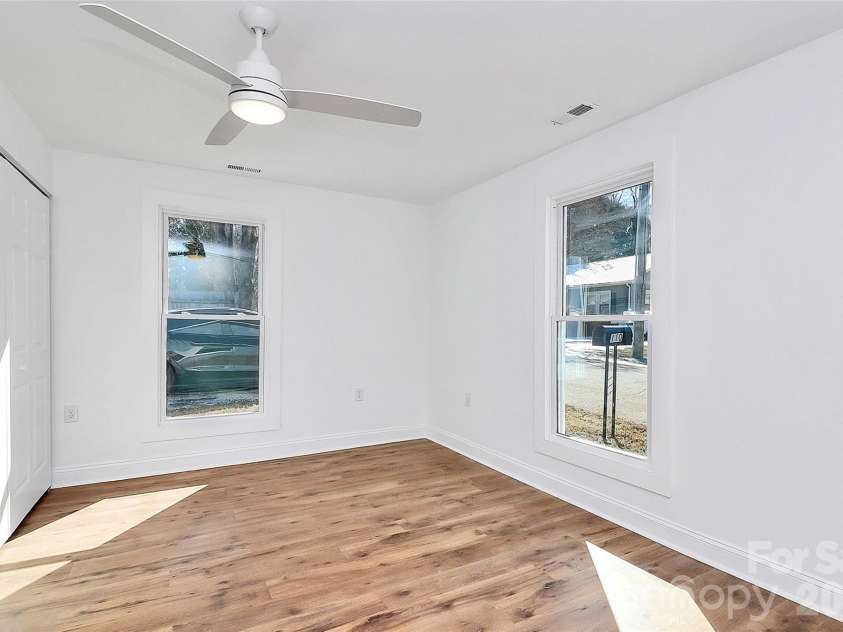 110 Wells Street, Kings Mountain, NC 28086.  MLS# CAR4341383, YatesRealty ID 3207. Primary Bedroom