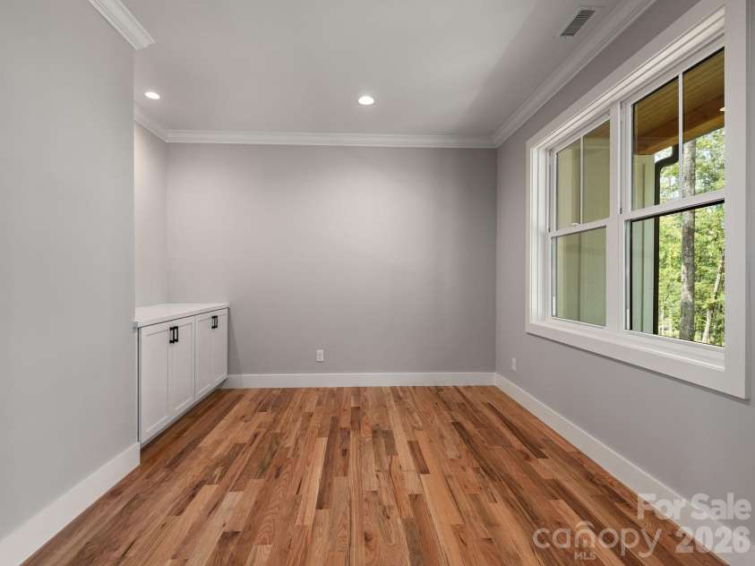 20 Nature Walk Lane, Hendersonville, NC 28739.  MLS# CAR4325565, YatesRealty ID 3207. 