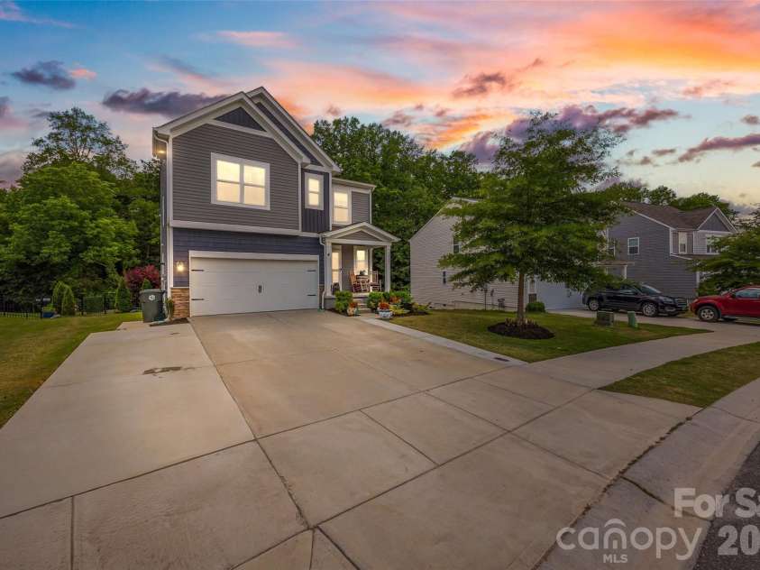 1023 Ava Trail Lane, Clover, SC 29710.  MLS# CAR4386048, YatesRealty ID 32070. 