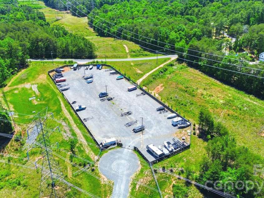 3060 Feathers Drive, York, SC 29745.  MLS# CAR4386400, YatesRealty ID 32071. Dry Storage (extra $)