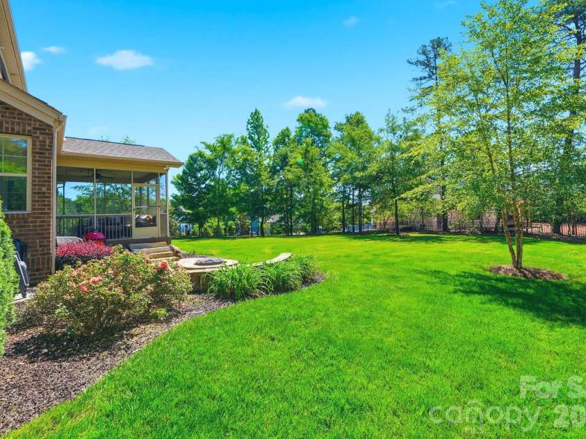 3060 Feathers Drive, York, SC 29745.  MLS# CAR4386400, YatesRealty ID 32071. Flat, Fenced Backyard