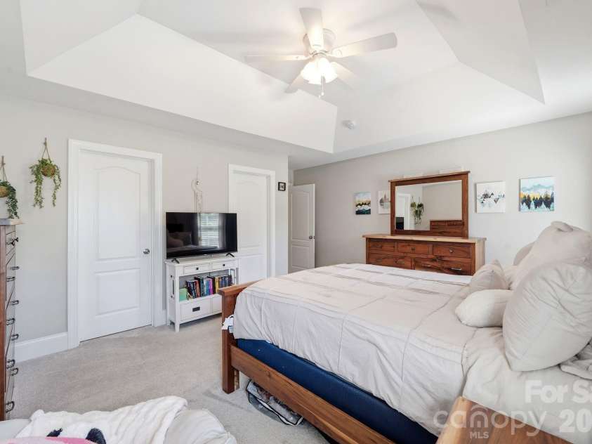3060 Feathers Drive, York, SC 29745.  MLS# CAR4386400, YatesRealty ID 32071. Upper Bedroom
