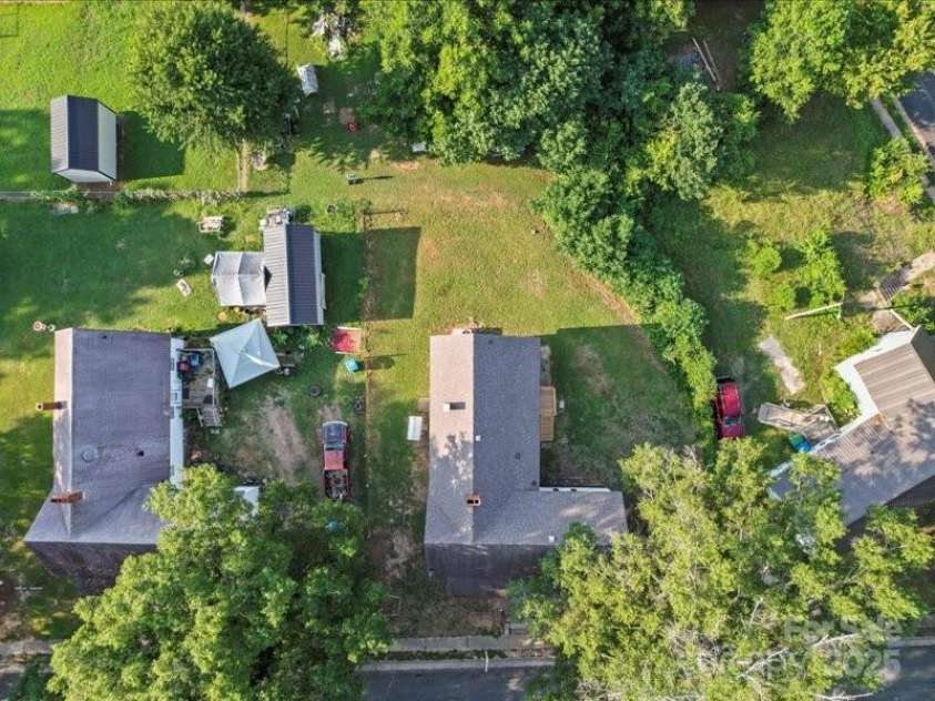 613 Watts Street, Albemarle, NC 28001.  MLS# CAR4286930, YatesRealty ID 32071. 