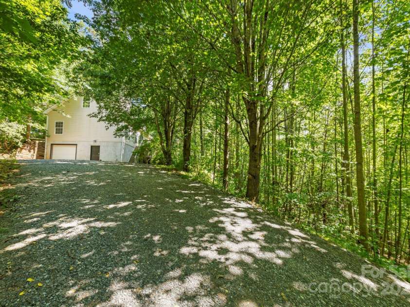 99 Indian Hill Drive, Leicester, NC 28748.  MLS# CAR4273750, YatesRealty ID 32072. 