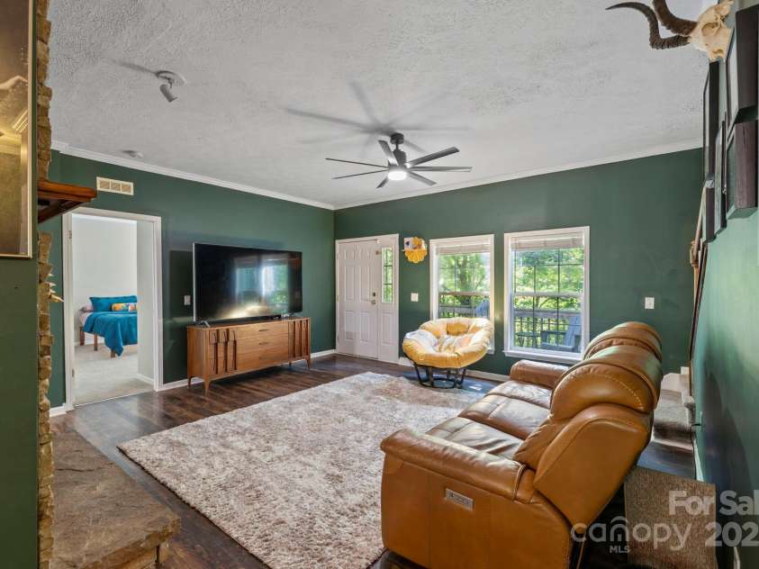 99 Indian Hill Drive, Leicester, NC 28748.  MLS# CAR4273750, YatesRealty ID 32072. 