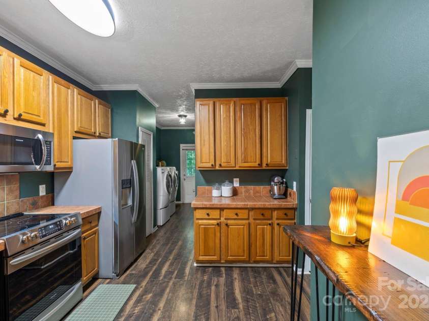 99 Indian Hill Drive, Leicester, NC 28748.  MLS# CAR4273750, YatesRealty ID 32072. 