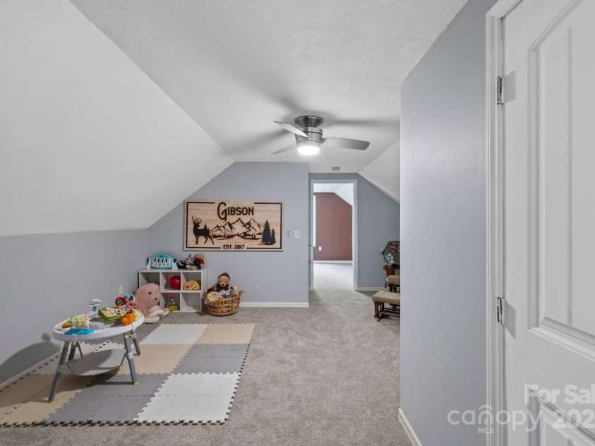 99 Indian Hill Drive, Leicester, NC 28748.  MLS# CAR4273750, YatesRealty ID 32072. 