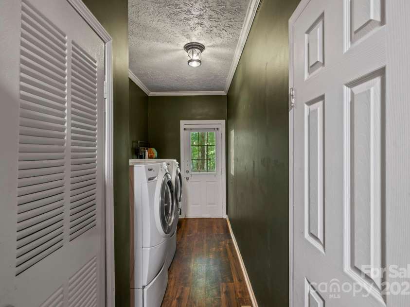 99 Indian Hill Drive, Leicester, NC 28748.  MLS# CAR4273750, YatesRealty ID 32072. 