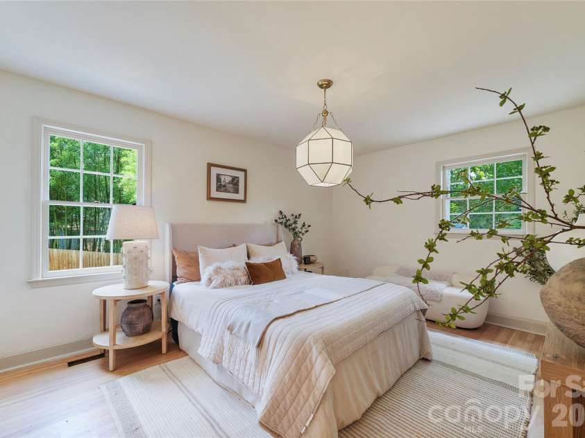 7008 Brynhurst Drive, Charlotte, NC 28210.  MLS# CAR4393848, YatesRealty ID 32074. 