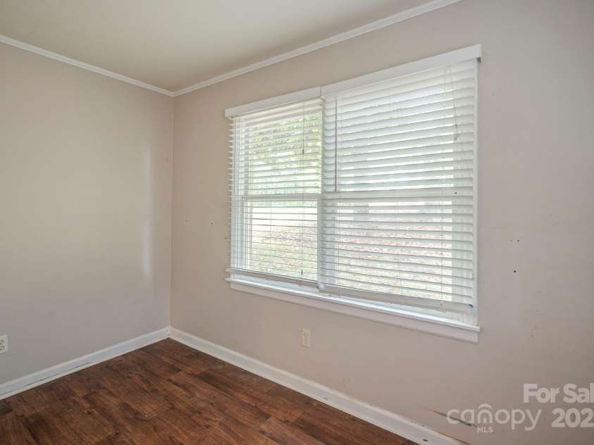 7320 Ritter Drive, Charlotte, NC 28270.  MLS# CAR4266545, YatesRealty ID 32074. 