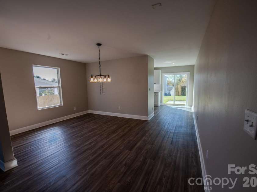 11055 Thousand Oaks Drive, Huntersville, NC 28078.  MLS# CAR4332657, YatesRealty ID 32075. 