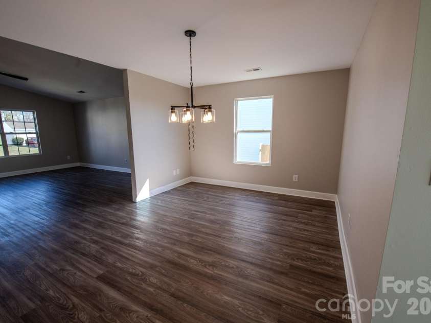 11055 Thousand Oaks Drive, Huntersville, NC 28078.  MLS# CAR4332657, YatesRealty ID 32075. 