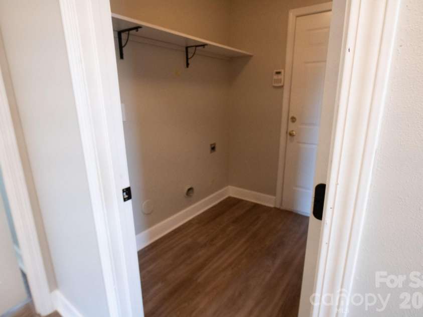11055 Thousand Oaks Drive, Huntersville, NC 28078.  MLS# CAR4332657, YatesRealty ID 32075. 
