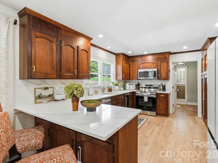 3326 Sedgefield Road, Statesville, NC 28625.  MLS# CAR4389472, YatesRealty ID 32076. 