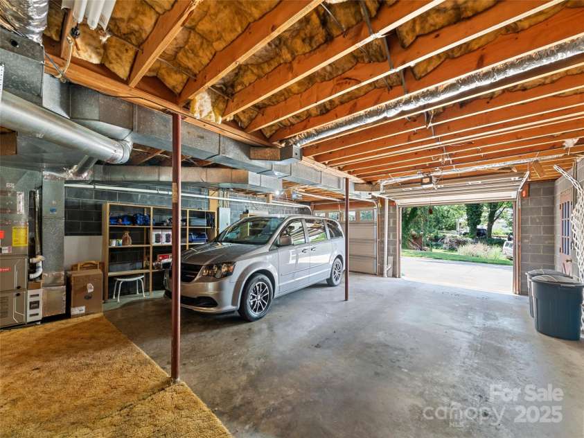 40 Warner Road, Canton, NC 28716.  MLS# CAR4280472, YatesRealty ID 32076. 