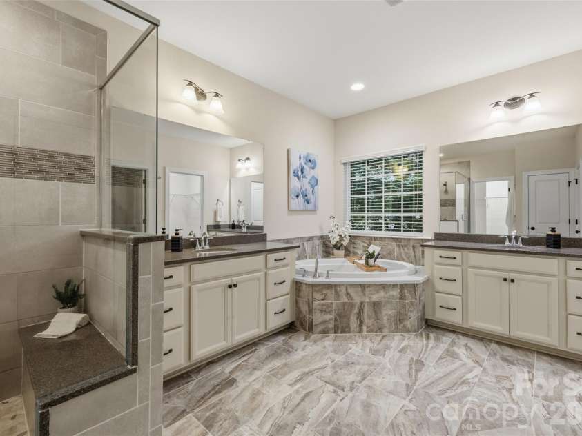 943 Emory Lane, Fort Mill, SC 29708.  MLS# CAR4393926, YatesRealty ID 32078. 