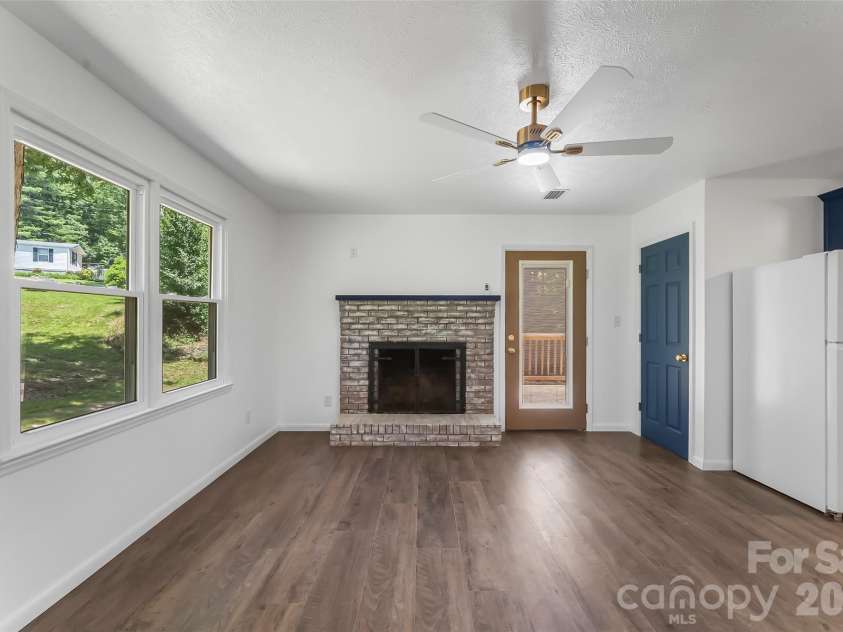 4074 Shane Drive, Morganton, NC 28655.  MLS# CAR4390663, YatesRealty ID 32079. 