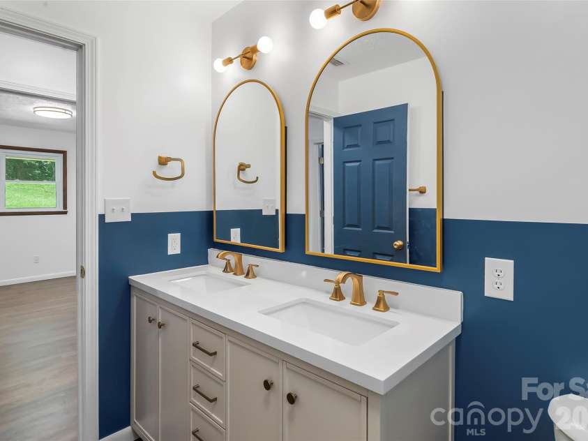 4074 Shane Drive, Morganton, NC 28655.  MLS# CAR4390663, YatesRealty ID 32079. 