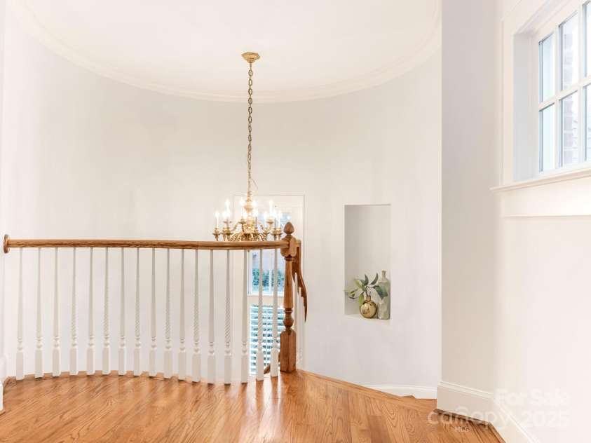 528 Meadowbrook Road, Charlotte, NC 28211.  MLS# CAR4330838, YatesRealty ID 3208. 