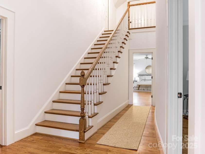 528 Meadowbrook Road, Charlotte, NC 28211.  MLS# CAR4330838, YatesRealty ID 3208. 