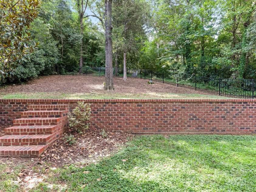 528 Meadowbrook Road, Charlotte, NC 28211.  MLS# CAR4330838, YatesRealty ID 3208. Rear Exterior