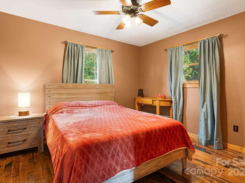 61 Turtle Rock Lane, Tuckasegee, NC 28783.  MLS# CAR4227707, YatesRealty ID 3208. 2nd bedroom upstairs