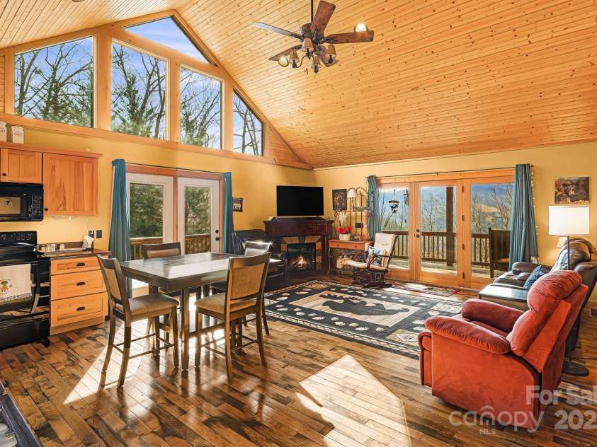 61 Turtle Rock Lane, Tuckasegee, NC 28783.  MLS# CAR4227707, YatesRealty ID 3208. 