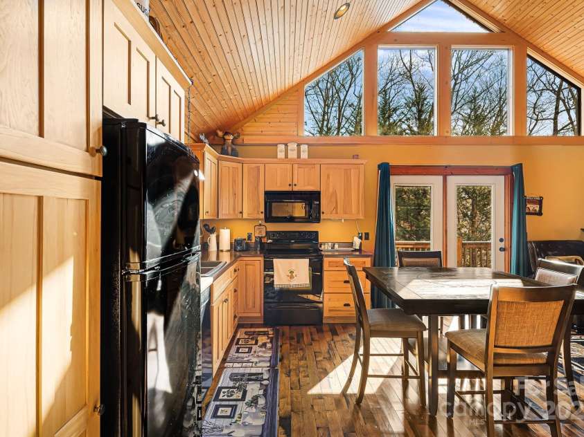 61 Turtle Rock Lane, Tuckasegee, NC 28783.  MLS# CAR4227707, YatesRealty ID 3208. 