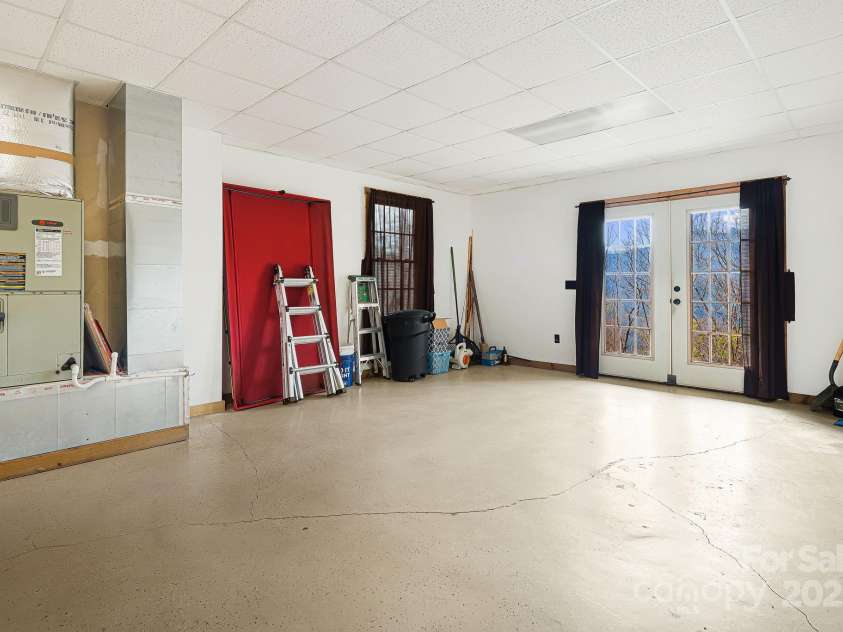 61 Turtle Rock Lane, Tuckasegee, NC 28783.  MLS# CAR4227707, YatesRealty ID 3208. 