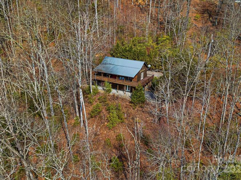 61 Turtle Rock Lane, Tuckasegee, NC 28783.  MLS# CAR4227707, YatesRealty ID 3208. 