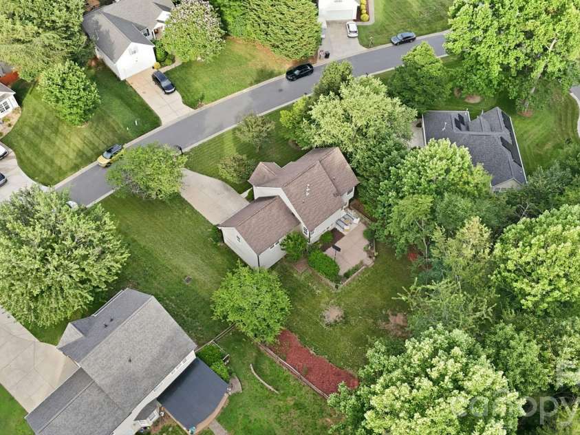 470 Fox Ridge Court, Stanley, NC 28164.  MLS# CAR4394361, YatesRealty ID 32080. 