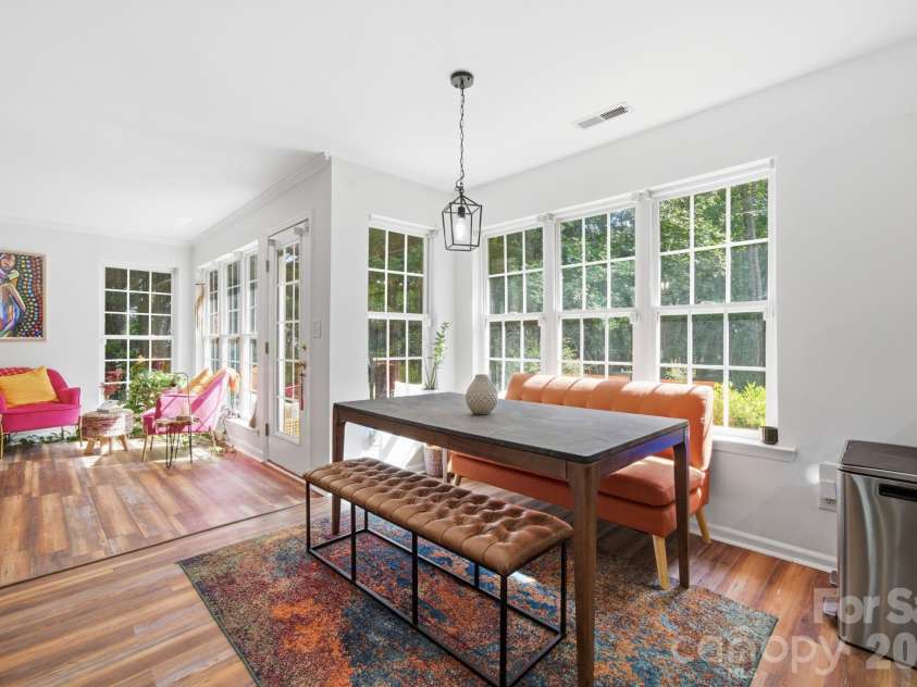 470 Fox Ridge Court, Stanley, NC 28164.  MLS# CAR4394361, YatesRealty ID 32080. Dining Area