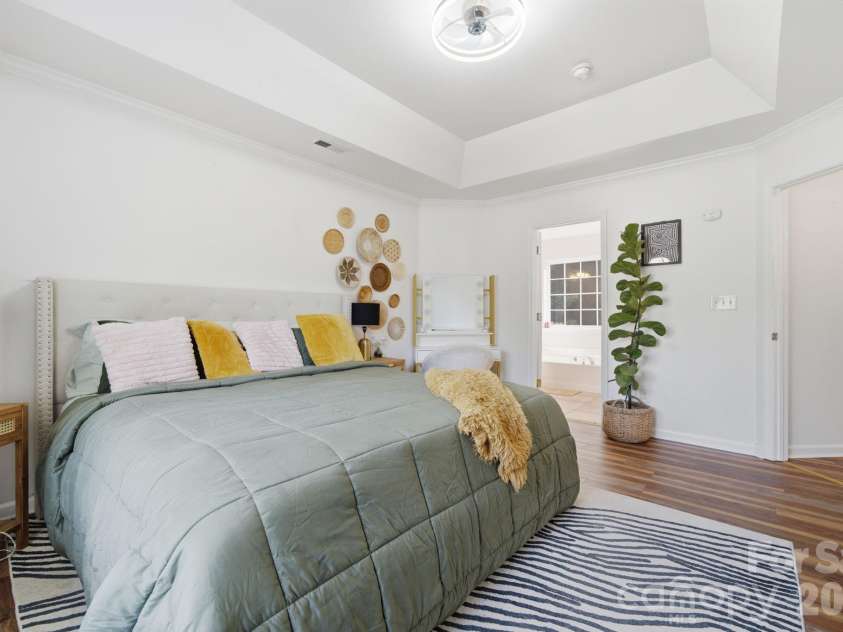 470 Fox Ridge Court, Stanley, NC 28164.  MLS# CAR4394361, YatesRealty ID 32080. Primary Bedroom