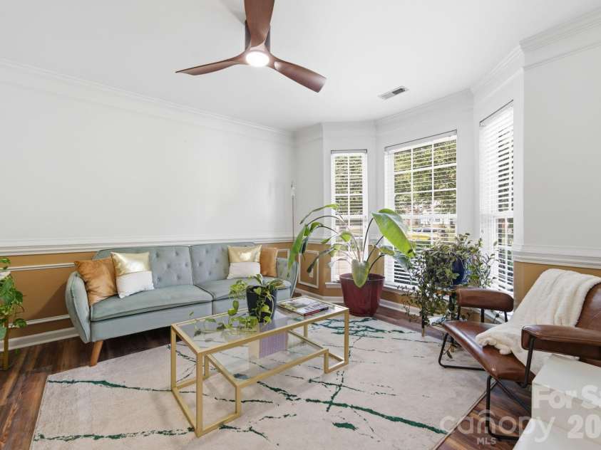 470 Fox Ridge Court, Stanley, NC 28164.  MLS# CAR4394361, YatesRealty ID 32080. Sitting Room