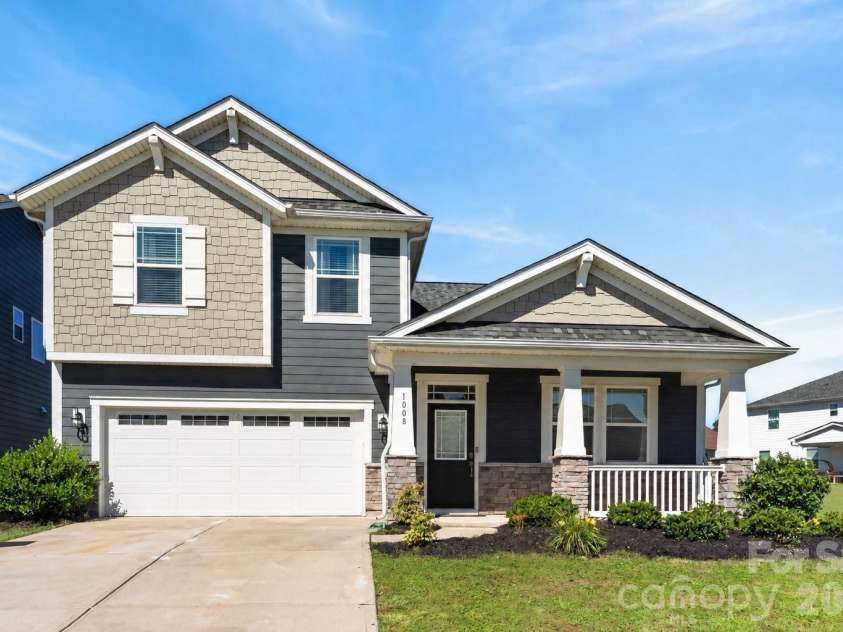 1008 Dania Road, Indian Trail, NC 28079.  MLS# CAR4390002, YatesRealty ID 32081. Craftsman Elevation/Amelia Floorplan
