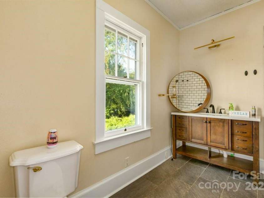 584 Rutherford Road, Marion, NC 28752.  MLS# CAR4267972, YatesRealty ID 32081. 