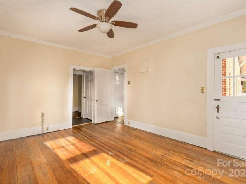 584 Rutherford Road, Marion, NC 28752.  MLS# CAR4267972, YatesRealty ID 32081. 