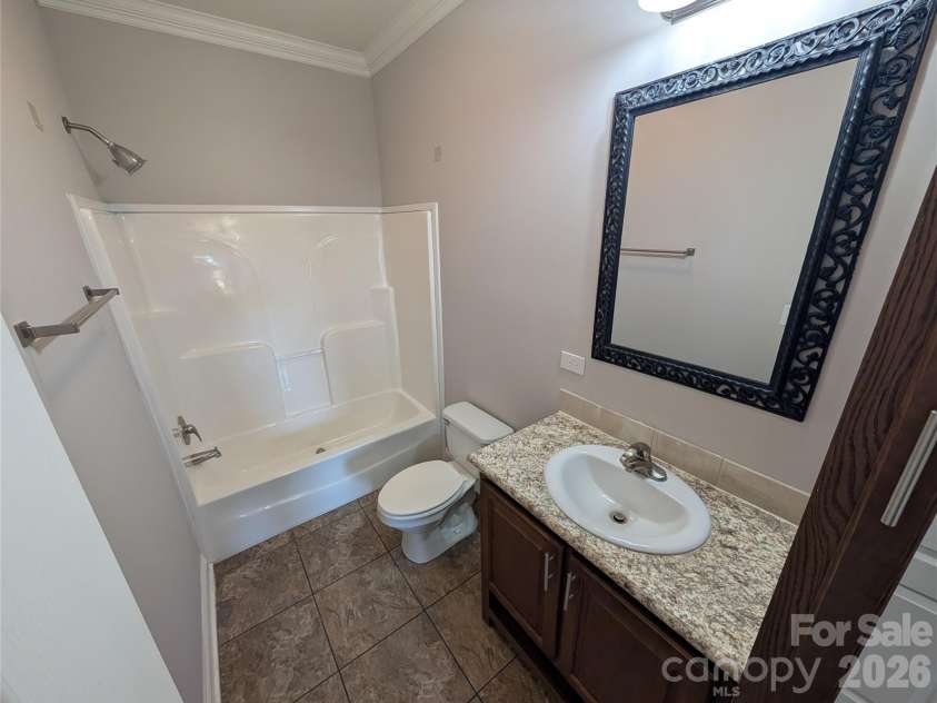 11811 Moores Chapel Road, Charlotte, NC 28214.  MLS# CAR4365063, YatesRealty ID 32083. 