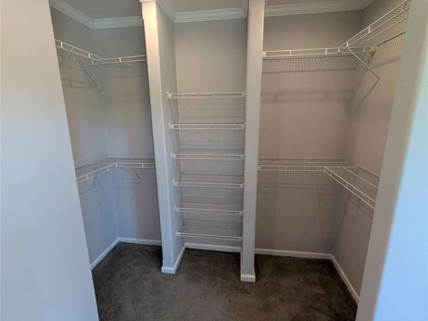 11811 Moores Chapel Road, Charlotte, NC 28214.  MLS# CAR4365063, YatesRealty ID 32083. 
