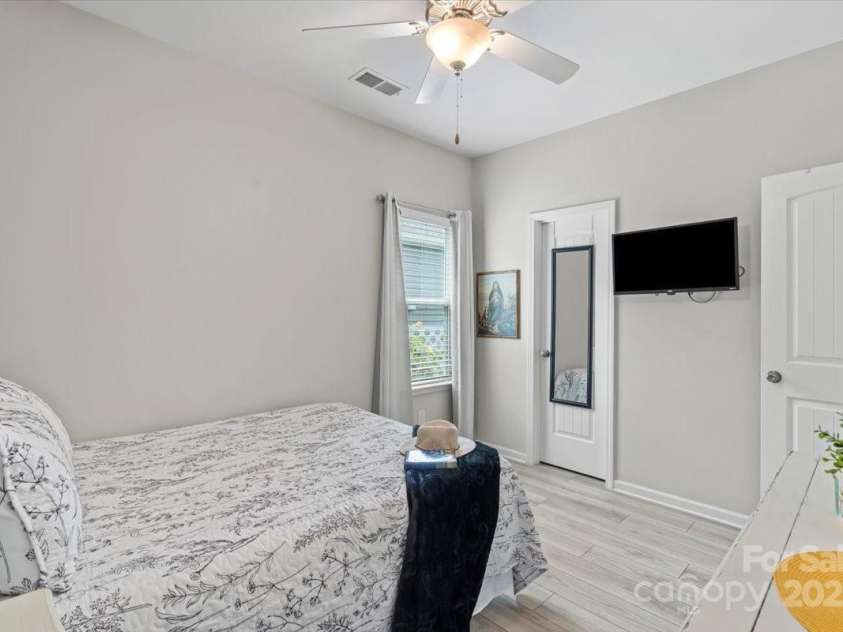 127 Kingston Drive, Locust, NC 28097.  MLS# CAR4289415, YatesRealty ID 32085. 