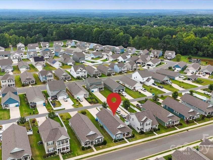 127 Kingston Drive, Locust, NC 28097.  MLS# CAR4289415, YatesRealty ID 32085. 