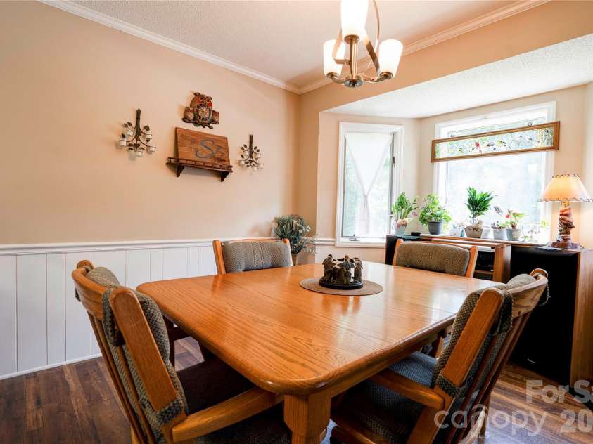246 Putnam Lake Road, Kings Mountain, NC 28086.  MLS# CAR4392630, YatesRealty ID 32085. Dining Room