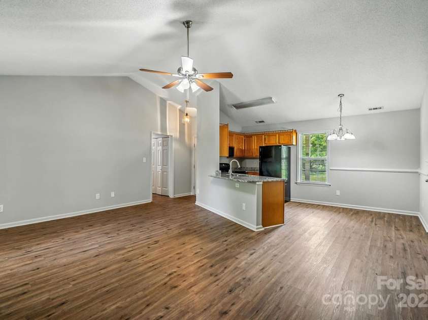 5216 Willow Run Drive, Monroe, NC 28110.  MLS# CAR4287237, YatesRealty ID 32086. 