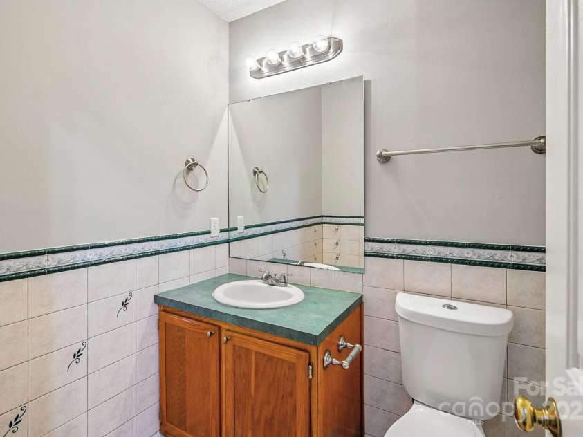 5216 Willow Run Drive, Monroe, NC 28110.  MLS# CAR4287237, YatesRealty ID 32086. 